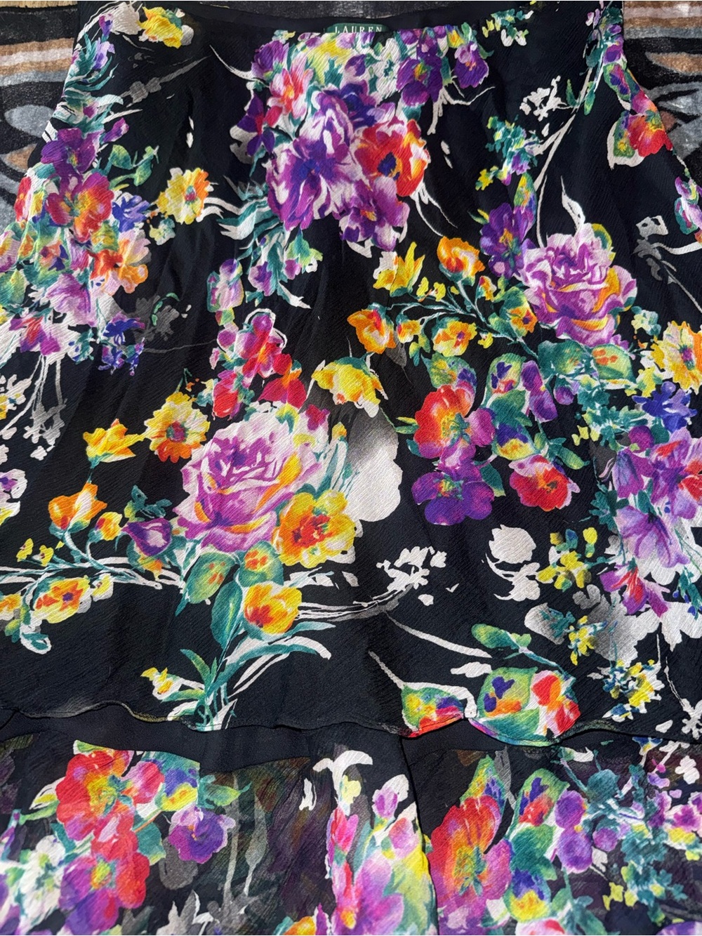 Lauren Ralph Lauren 100% Silk Black Floral Skirt w Purple, Pink & Yellow large - Picture 6 of 6